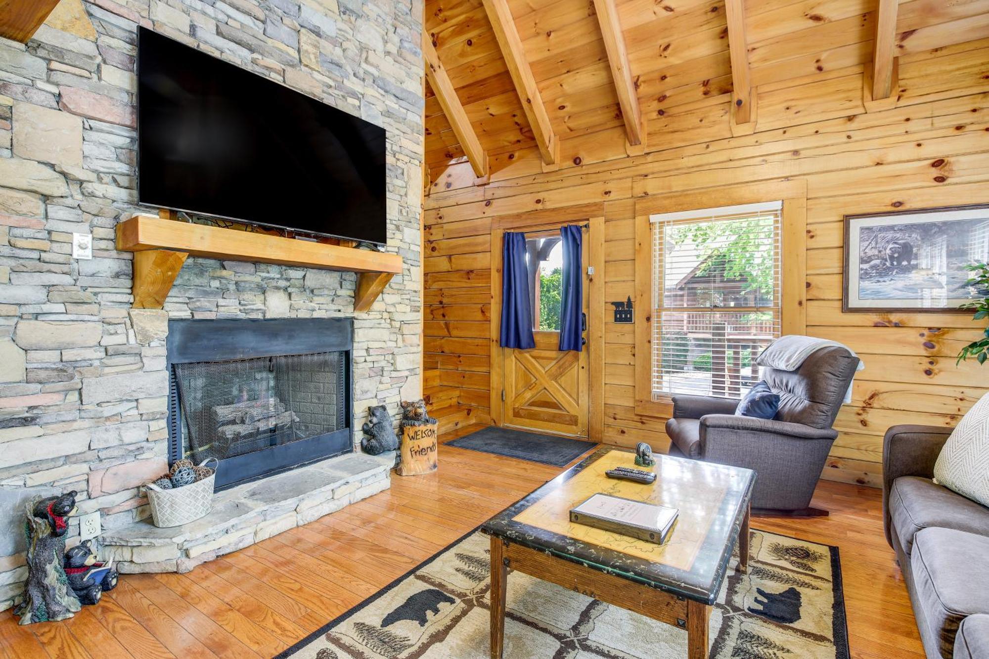 Pigeon Forge Cabin Premier Location And Hot Tub Ngoại thất bức ảnh